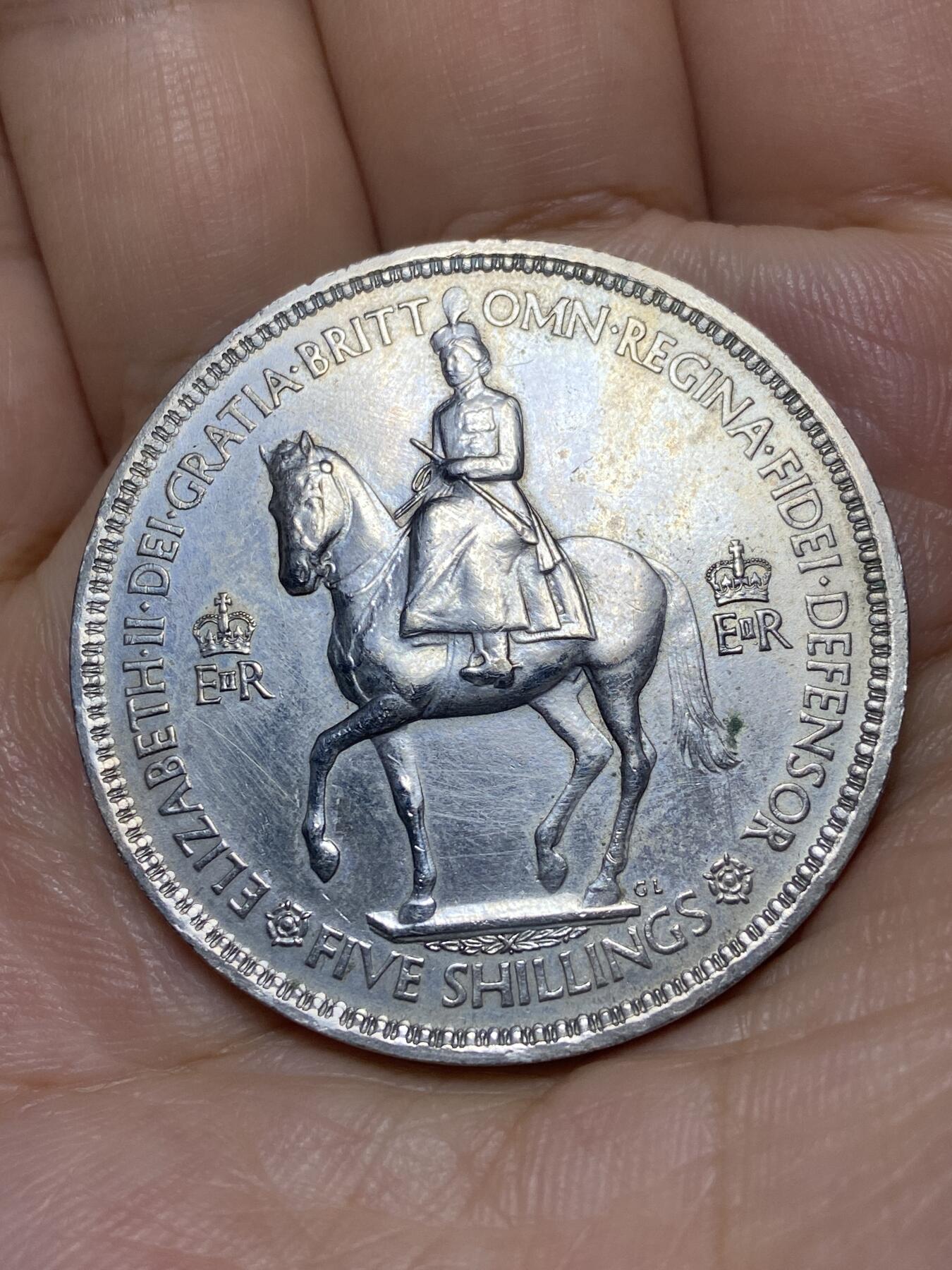 2025年第九十二场(总第一百一十八场）外国好品散币(免佣金) 英国🇬🇧1953单年份5先令(伊丽莎白二世加冕克朗型纪念币，)