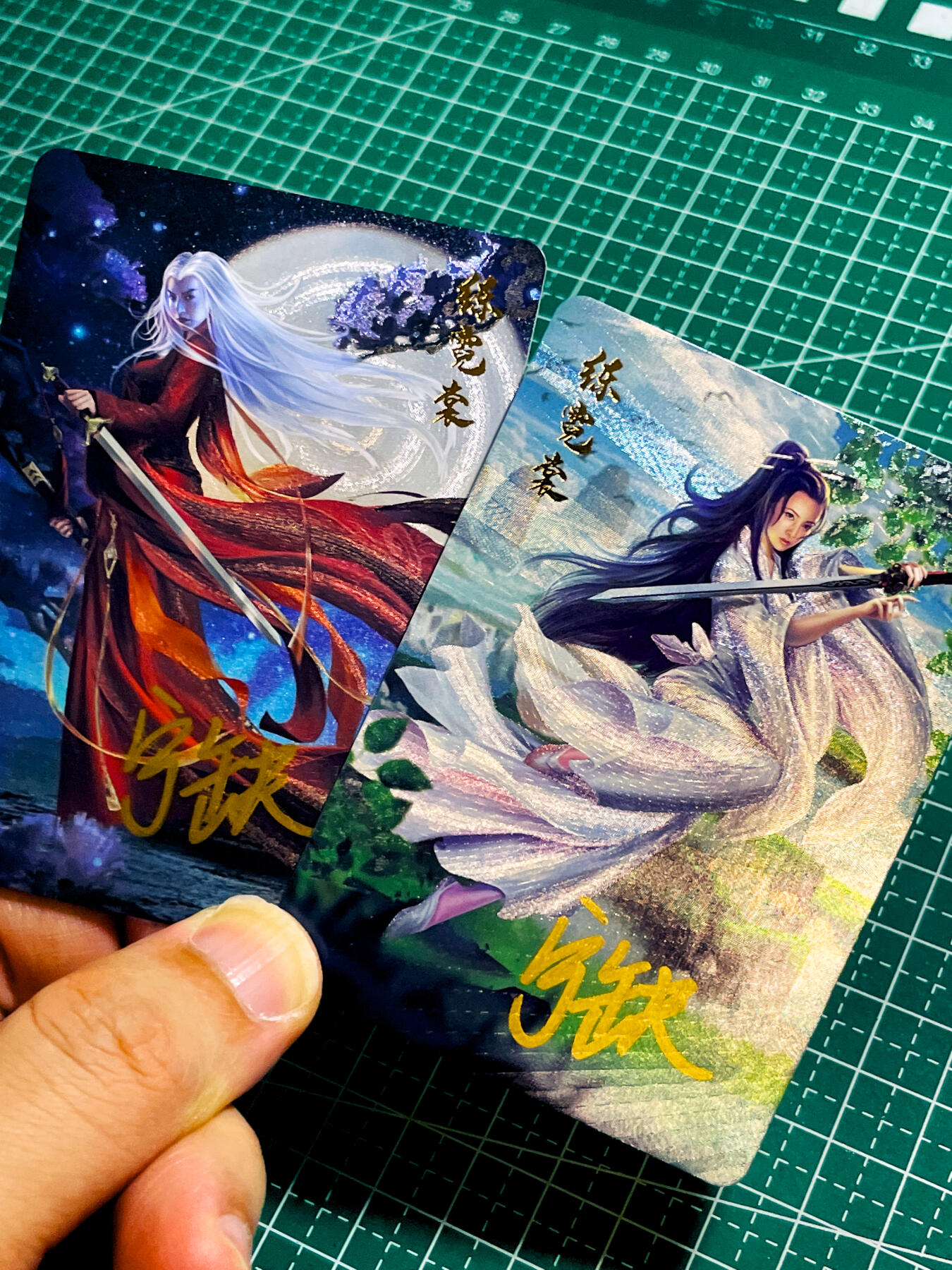 【关注参拍有赠卡】显眼宝32期  9.17日晚21:40结束 【宁缺亲签】 白发魔女 练霓裳2张 粗闪工艺 63*88