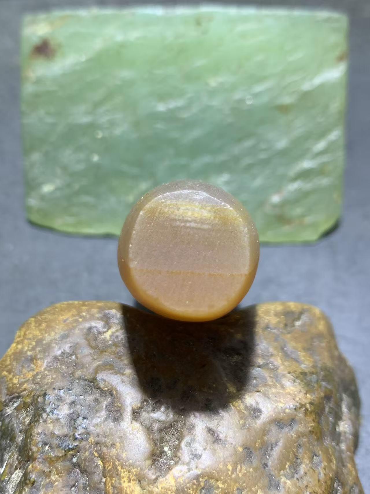 高玉化缠丝玛瑙桶珠，珠坯料一颗，