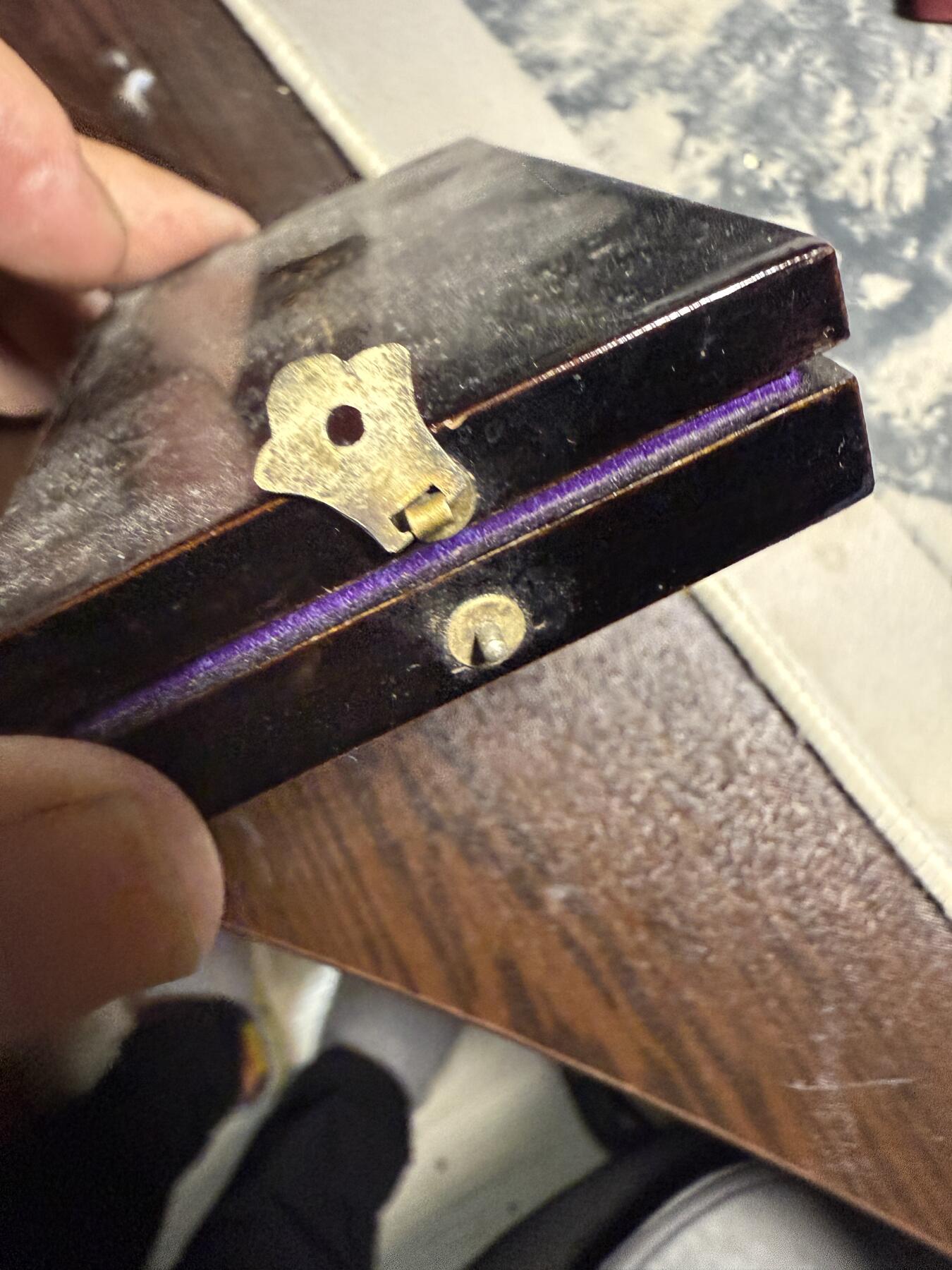 八等瑞宝章 带盒便宜出