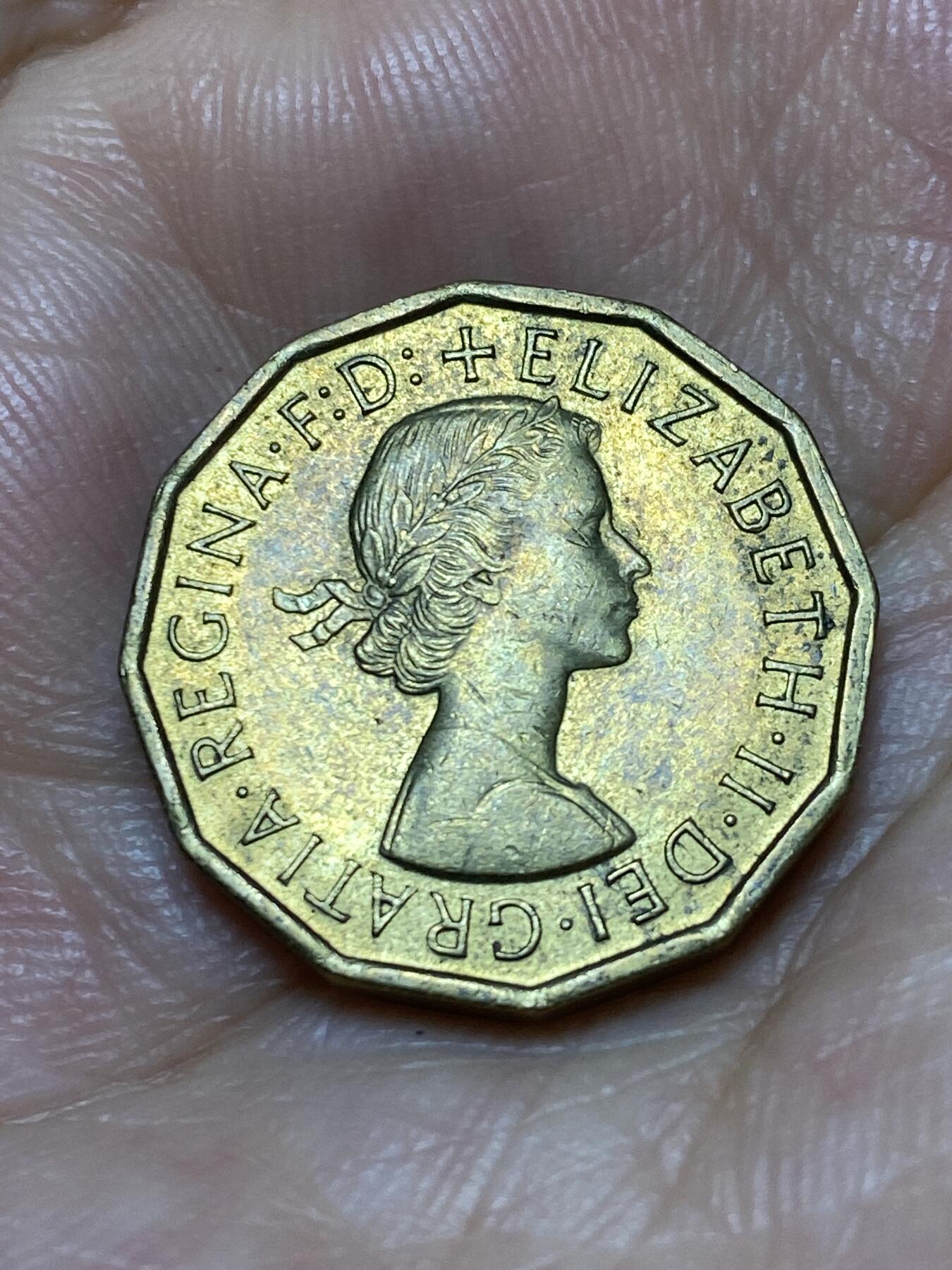2025年第九十二场(总第一百一十八场）外国好品散币(免佣金) 英国🇬🇧1966年3便士(伊丽莎白二世青年桂冠，第二版)