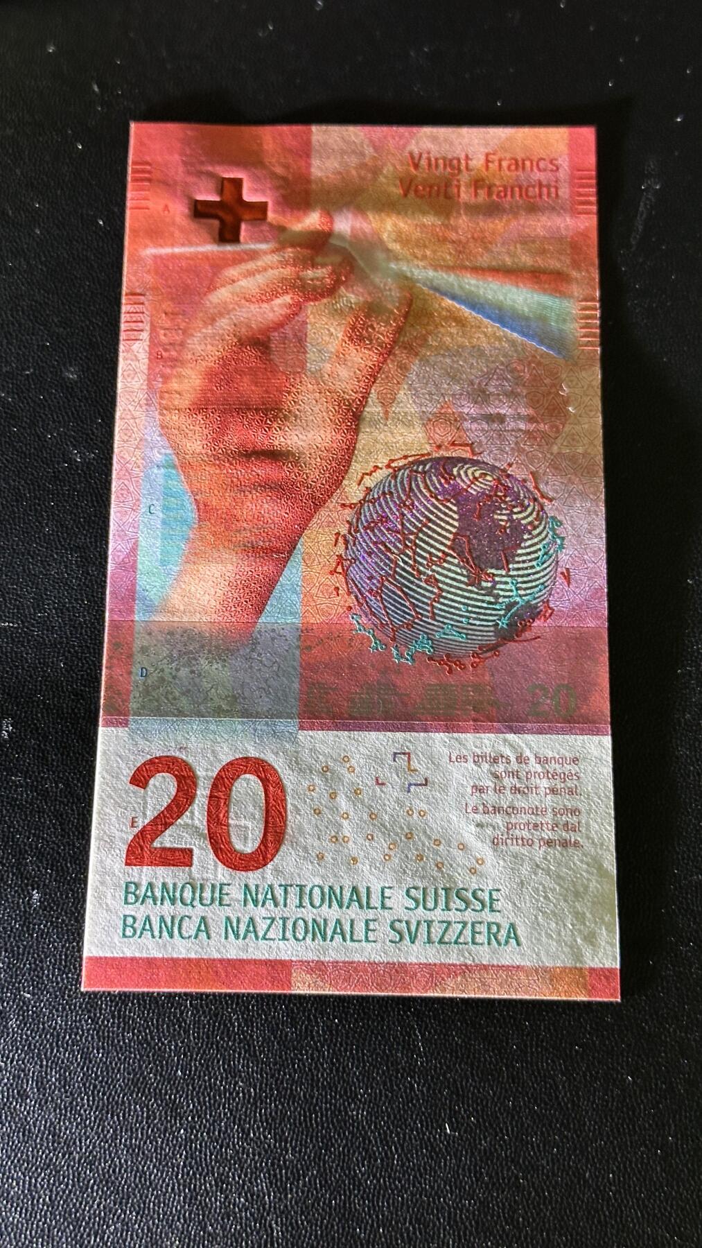《外钞收藏家》第五百六十八期（本期精选丰富品种好货、欢迎参加）（本平台长期征集拍品、欢迎藏友们联系合作）
