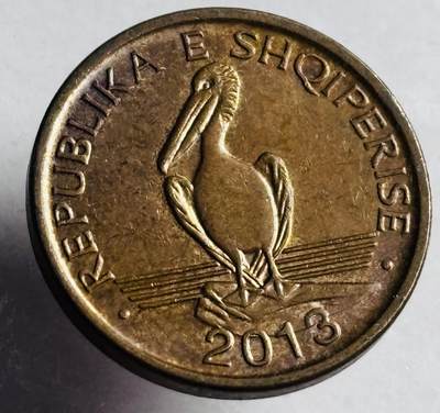 文馨钱币收藏第 272 场， 长期接收代拍品 - 好品 2013 年阿尔巴尼亚 1 列克，第三版独年份，有磁