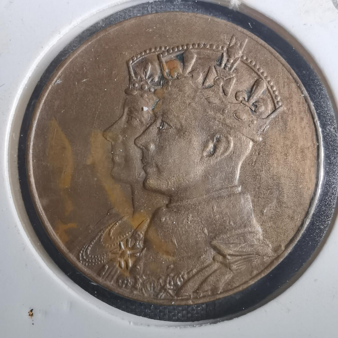 沼泽如烟--第842场 加拿大1939年纪念章