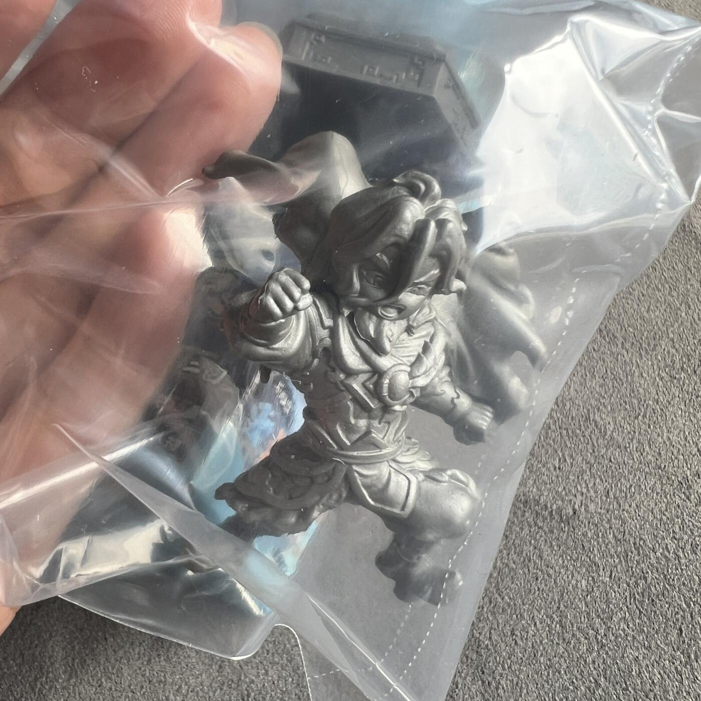 锦色铺子的潮玩拍第一期 卡游逐鹿中原迷你橡皮人偶 袁绍B款   无卡