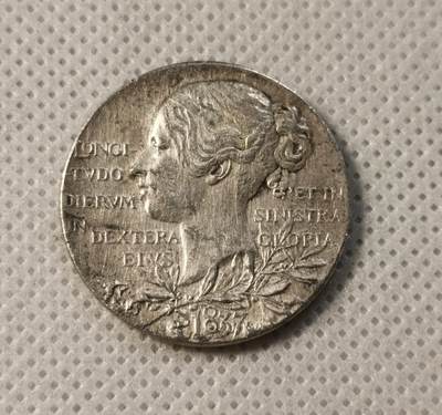 甄臻铺-世界币章拍卖（第34期），送拍享返佣金等优惠多多 英国1897年维多利亚登基六十周年纪念小银章，重9.7g，直径26mm