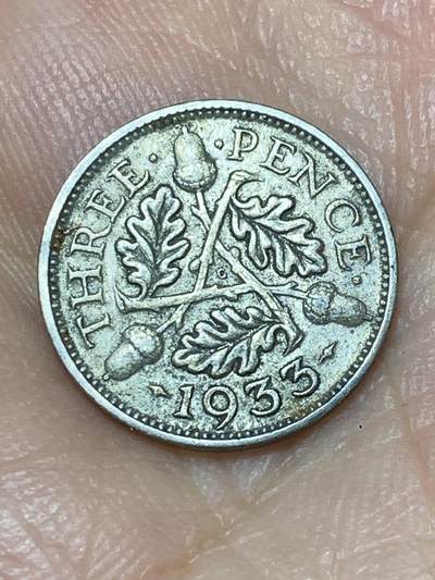 2025年第九十三场(总第一百一十九场）外国好品散币(免佣金) - 英国🇬🇧1933年3便士银币(乔治五世第五版，500银)