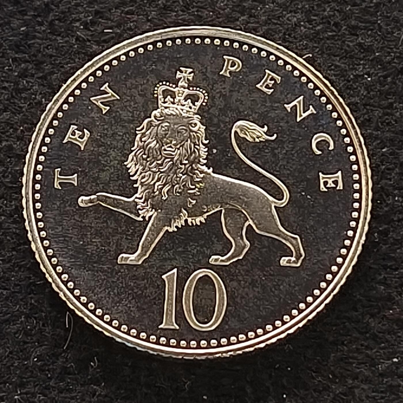【全场包邮】纯粹捡漏拍套币 英国2000年10便士精制纯银币