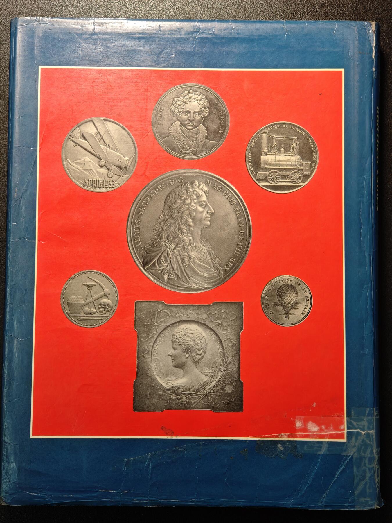 【德藏】世界币章拍卖第147期（拍品征集中~欢迎藏友联系） 95新 英国纪念章及其价值 全面详细介绍英国纪念章 硬壳精装 全书约265页