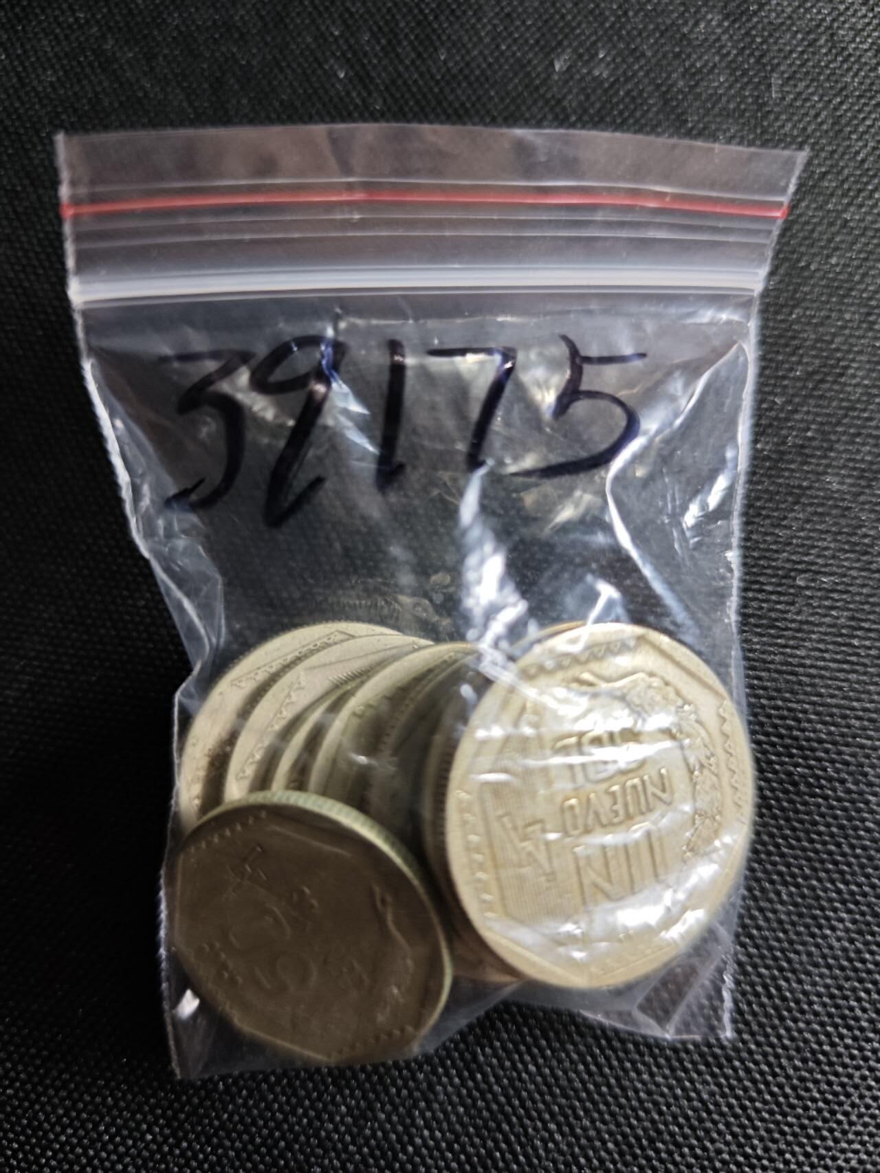 KK钱币收藏小铺 第339场 2月预留时间 周末发货  秘鲁12枚一组