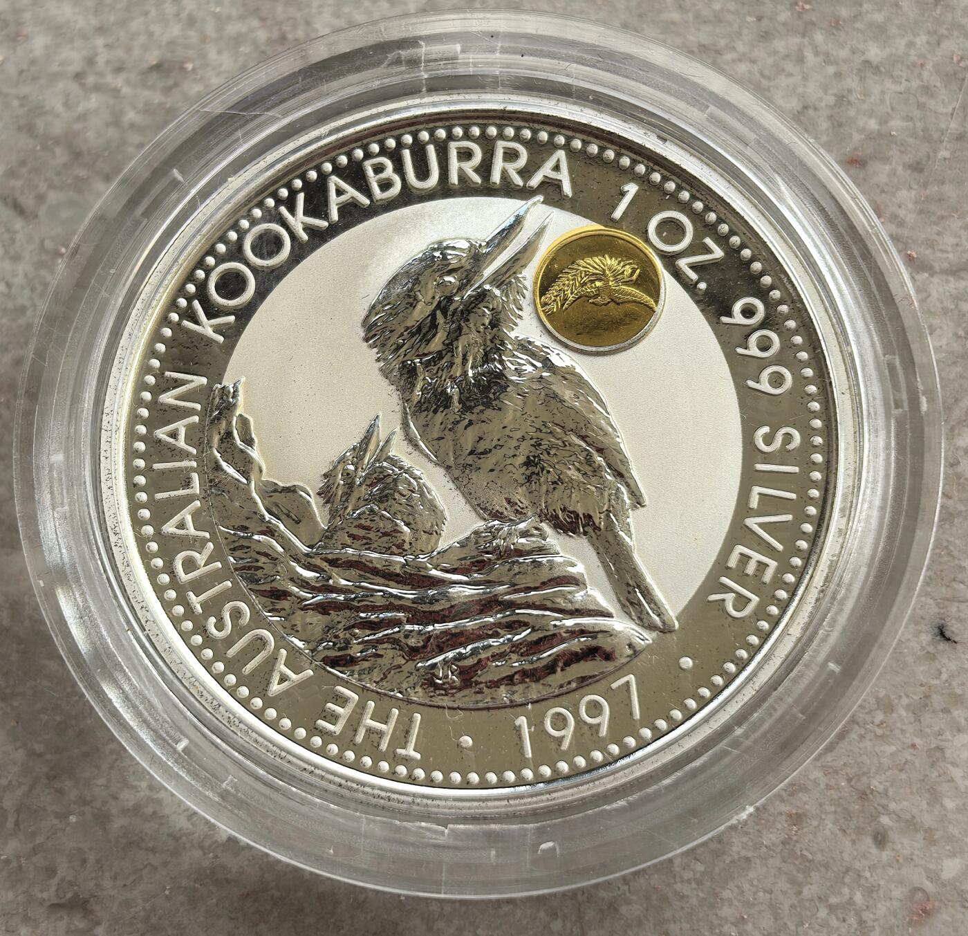 博洋堂世界钱币拍卖第140期（全场包邮） 1997年澳大利亚1元镶纯金私印普制银币 中国符号-凤凰 1盎司银0.5克纯金 发行量：2万 盒证全