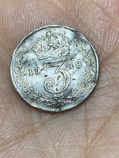 2025年第九十三场(总第一百一十九场）外国好品散币(免佣金) - 英国🇬🇧1919年3便士银币(乔治五世第一版，925高银)