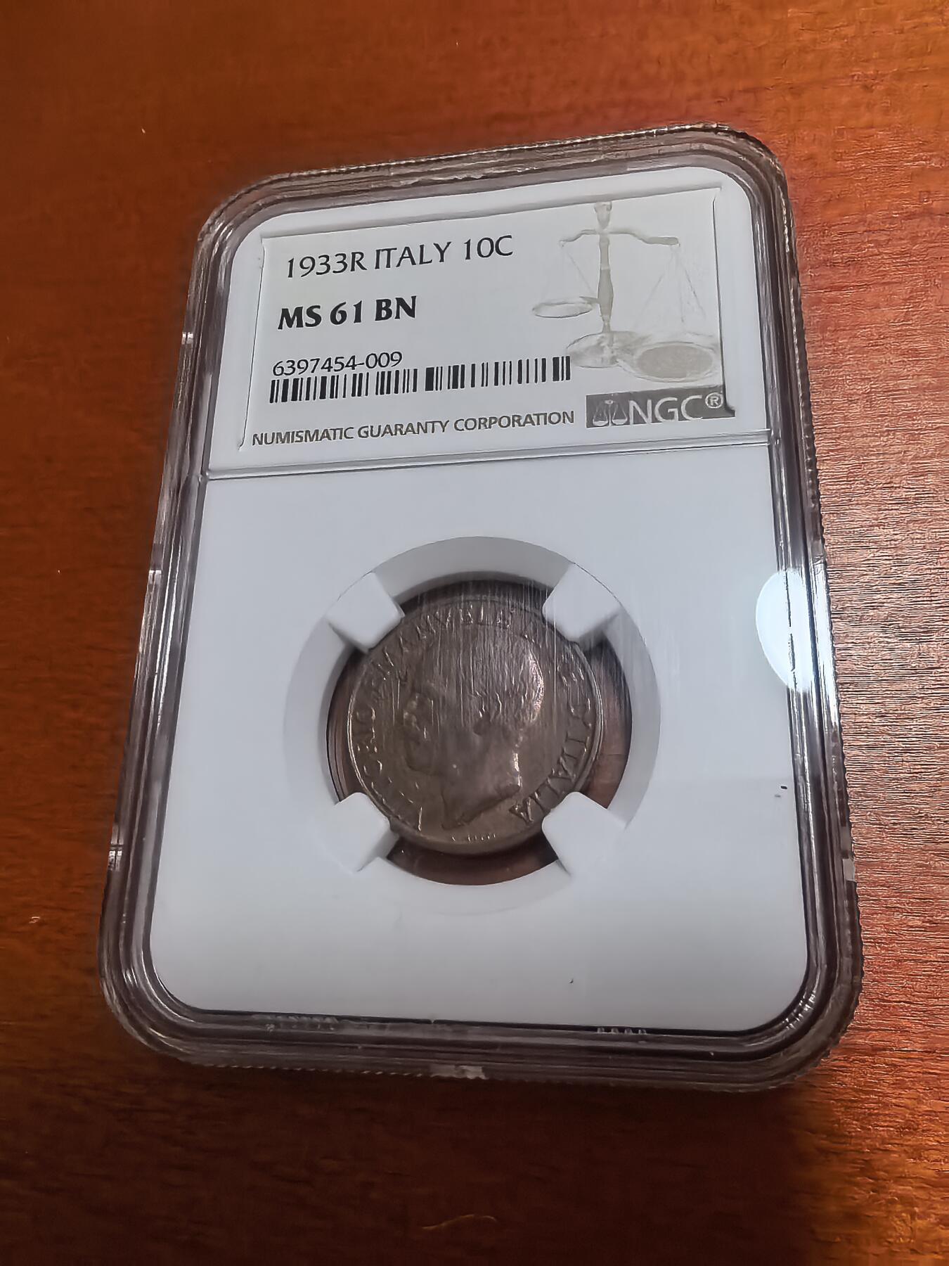 长老汇蛇年精选第四十八场拍卖 1933R 意大利伊曼纽尔三世蜜蜂10分铜币，NGC MS61BN，更高4枚
