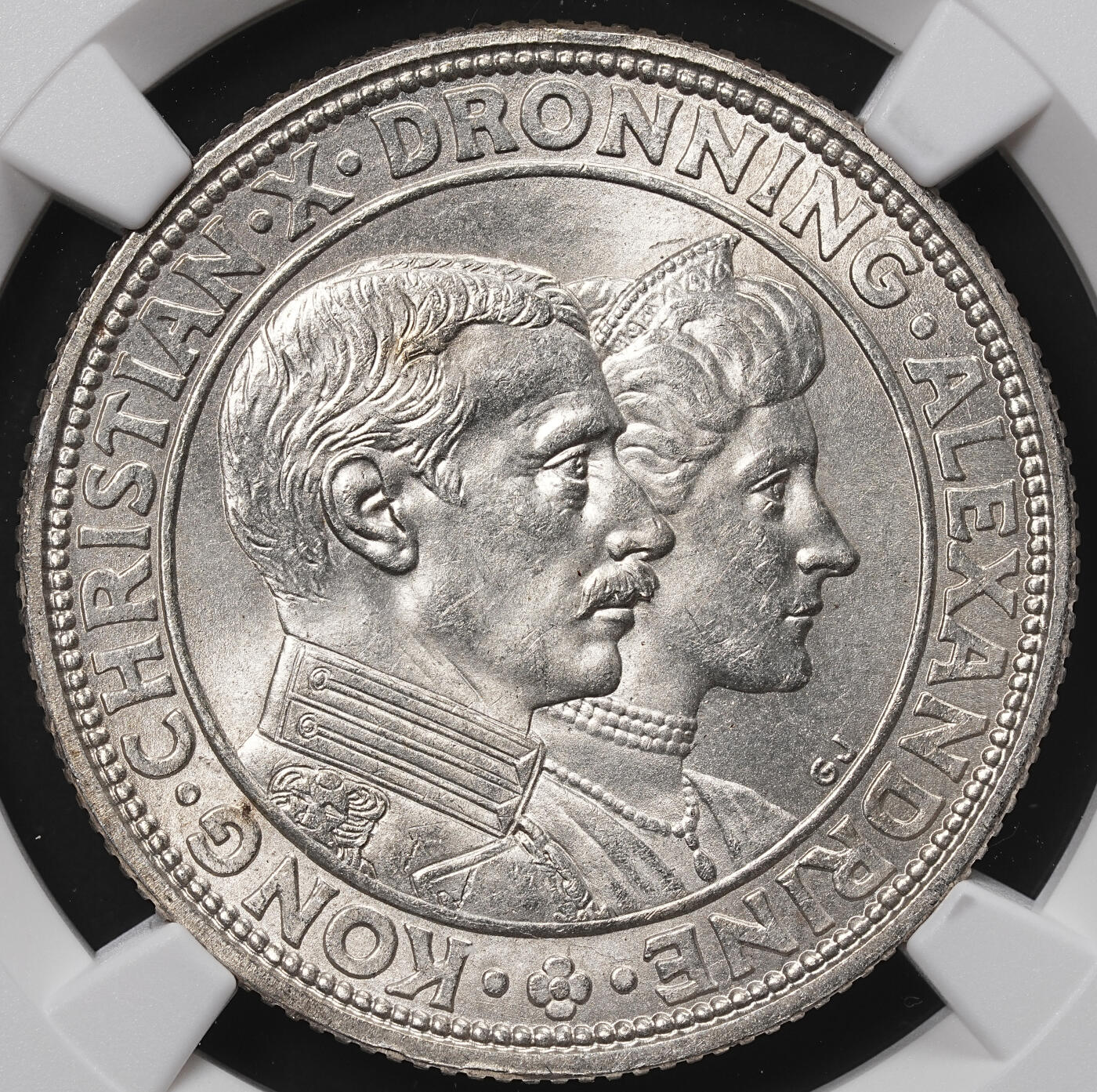 修遠堂世界钱币第八十五期 NGC MS65 1923年丹麦国王银婚纪念2克朗银币