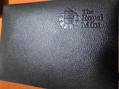 长老汇蛇年精选第四十八场拍卖 2010英国精制币13枚，盒证全