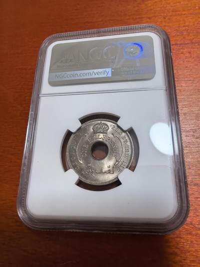 长老汇蛇年精选第四十八场拍卖 1935 英属西非乔治五世1/2便士中孔铜镍币，NGC MS63，更高5枚