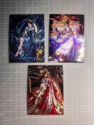第十八场拍卖 结拍 9月20日晚21点 公益场 无佣金 无手续费 品控放大镜勿拍。卡牌出厂品质全部套膜不包厂瑕 禁止🚫小号抬价 部分卡牌设有底价 大家放心拍 点个关注哈 - 奇点卡牌《授权》宗rich 嫦娥 赵飞燕 武者天 粗闪