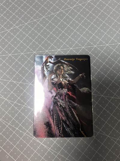 第十八场拍卖 结拍 9月20日晚21点 公益场 无佣金 无手续费 品控放大镜勿拍。卡牌出厂品质全部套膜不包厂瑕 禁止🚫小号抬价 部分卡牌设有底价 大家放心拍 点个关注哈 - 燎原卡牌 光耀单卡龙妈