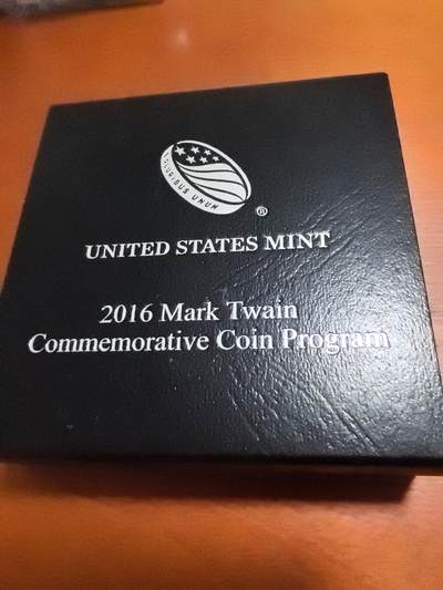 长老汇蛇年精选第四十八场拍卖 2016P美国马克吐温1美元精制银币，盒证全，35万枚