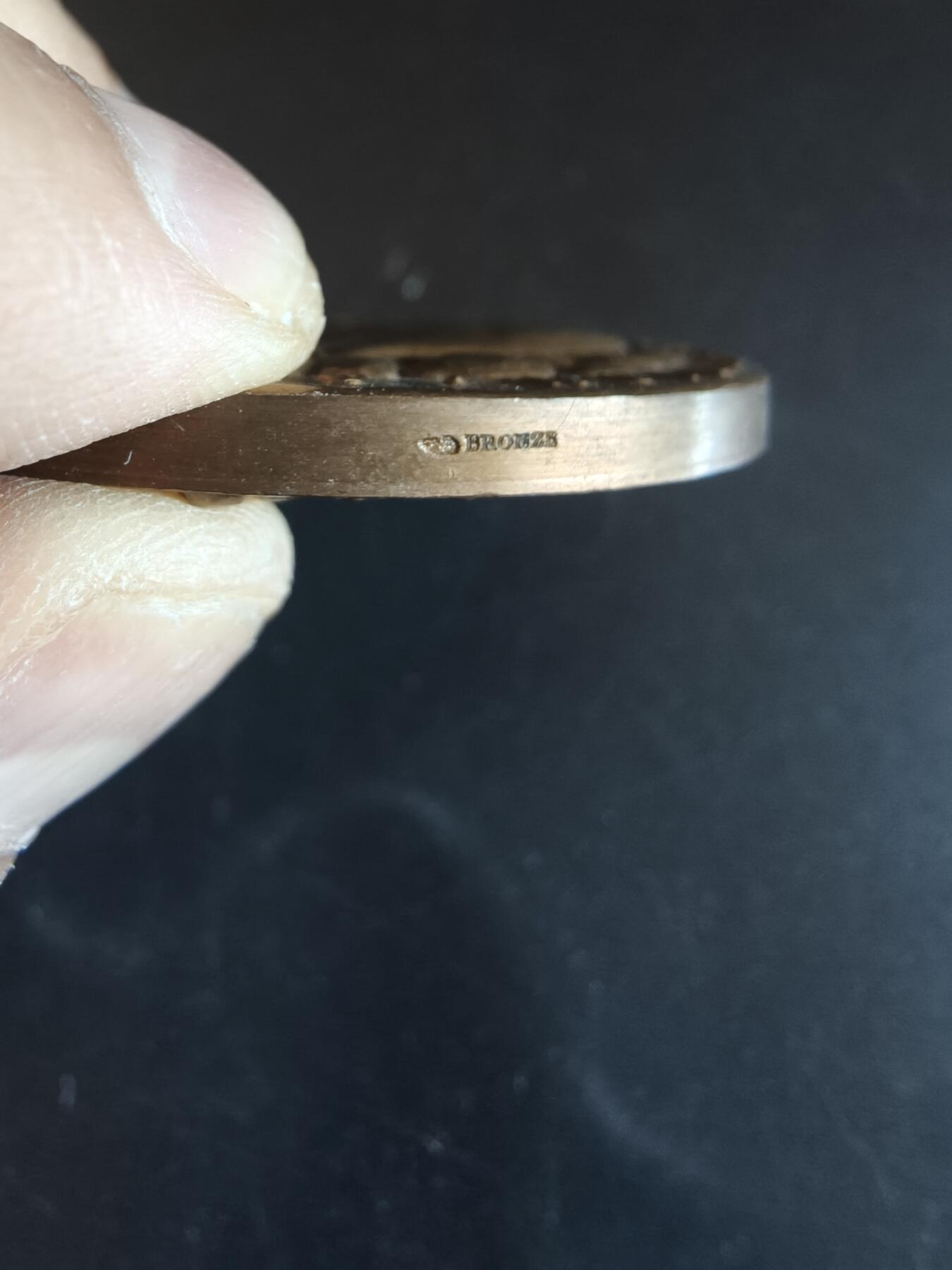老王徽章第150期 法国1963年巴黎农业综合竞赛大铜章     直径50mm   重量117.1g