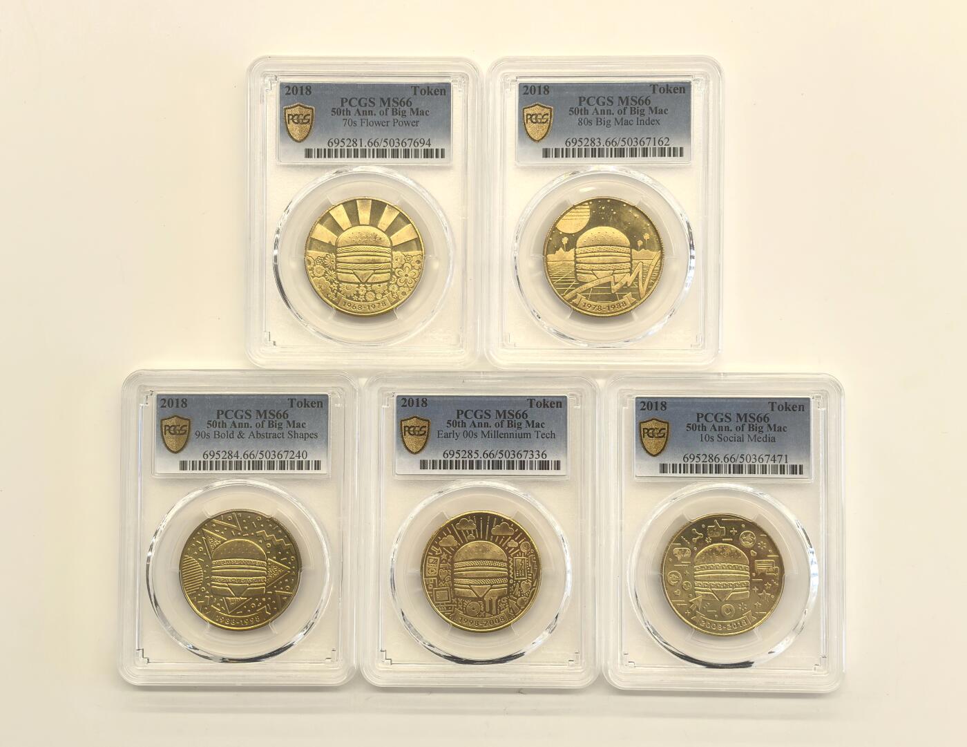 博洋堂世界钱币拍卖第140期（全场包邮） PCGS MS66 2018年麦当劳巨无霸汉堡上市50周年纪念Token全套5枚，全套评级高分非常少见，第一枚背面卡槽有2处小磕