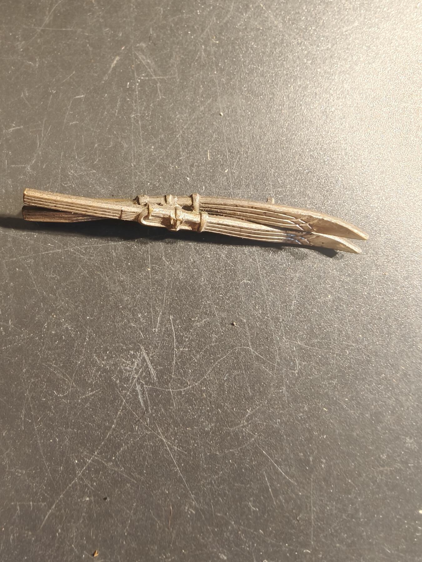 老王徽章第150期 德三WHW针插