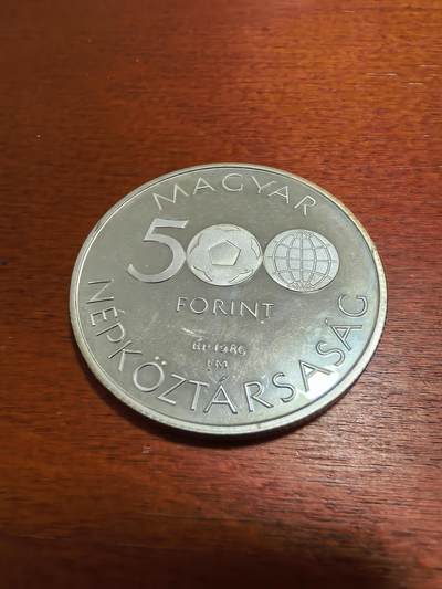 长老汇蛇年精选第四十八场拍卖 1986匈牙利墨西哥世界杯500弗林特精制银币，28克640银，1.7万枚
