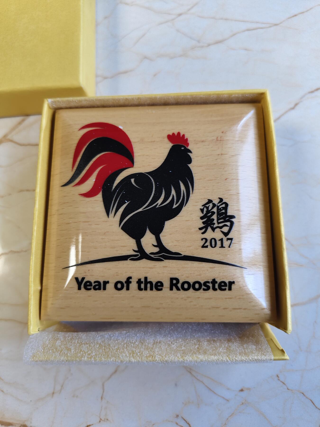 第176期拍卖【长期征集拍品】【欢度国庆中秋双节】 蒙古2017年十二生肖酉鸡鸡年高浮雕立体仿古银币，25克999银，发行2017枚