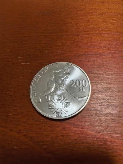 长老汇蛇年精选第四十八场拍卖 1994斯洛伐克冬季奥运会冰球200克朗银币，20克750银，4万枚