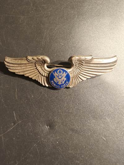 老王徽章第150期 - 二战美国陆军航空兵罗宾斯空军基地空勤人员技能章     全尺寸3英寸    横针版    925银质珐琅     