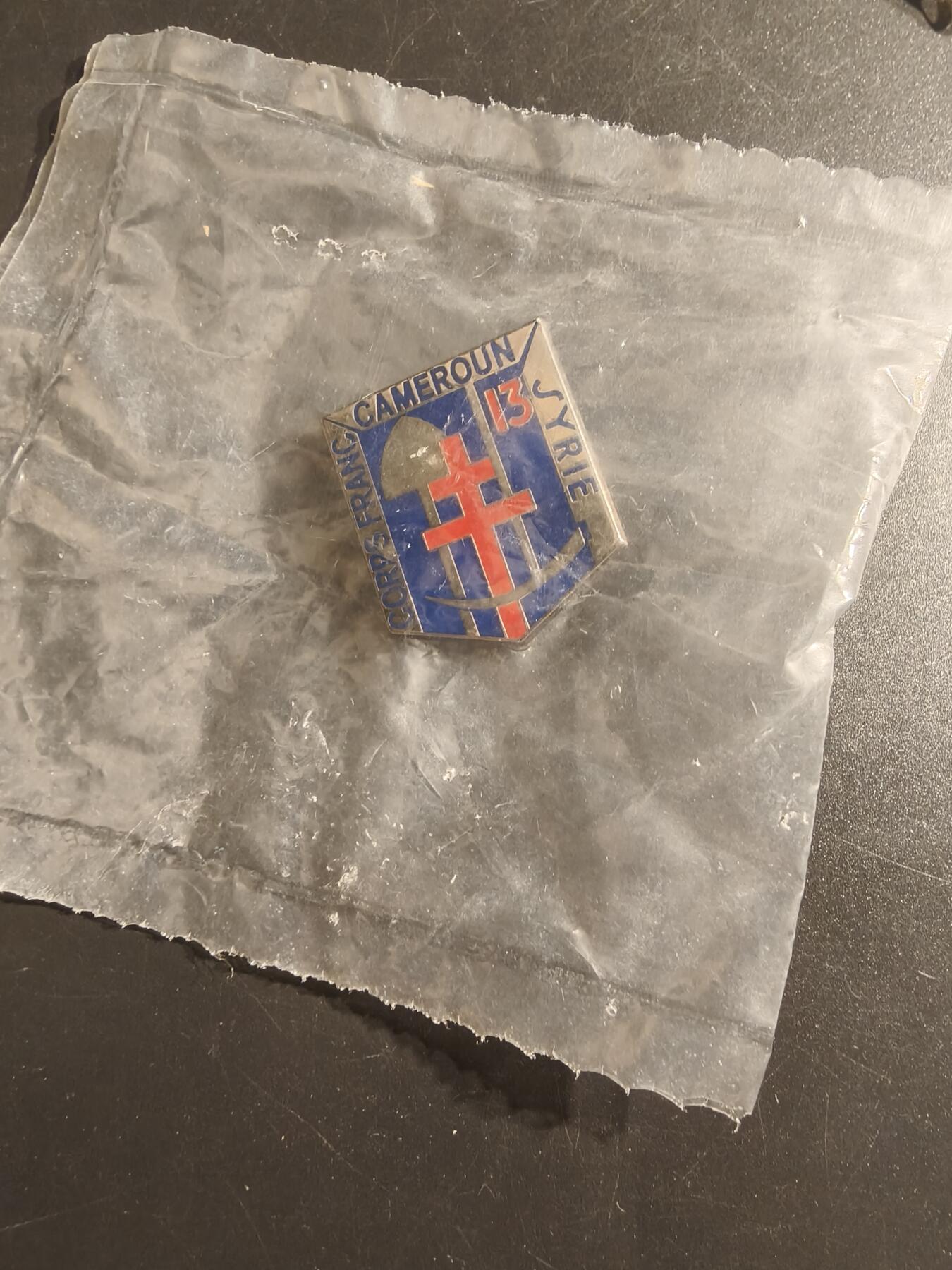 老王徽章第150期 喀麦隆第13工兵团证章    原袋