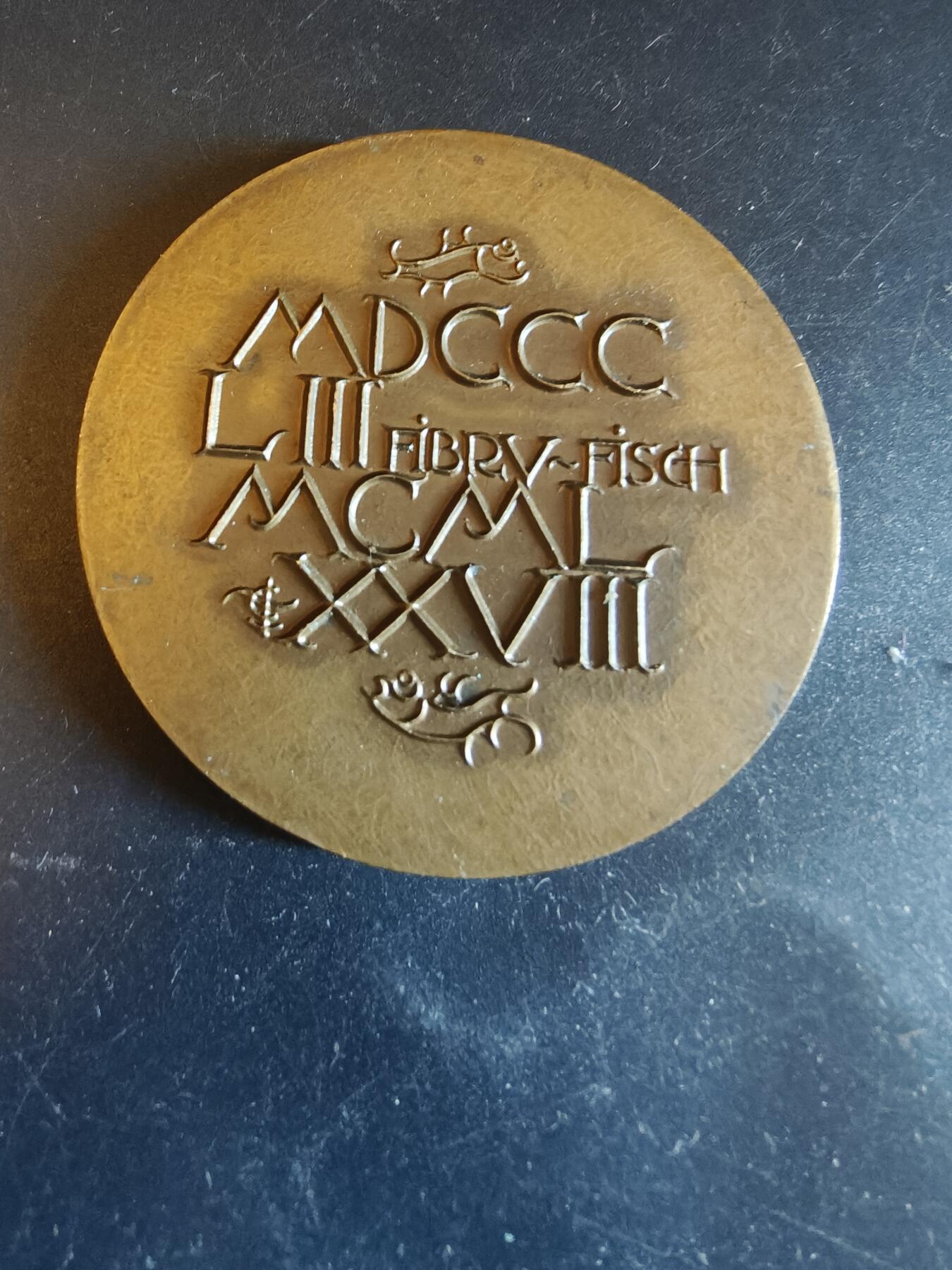 老王徽章第150期 比利时鱼类大铜章    直径60mm    重量90.2g