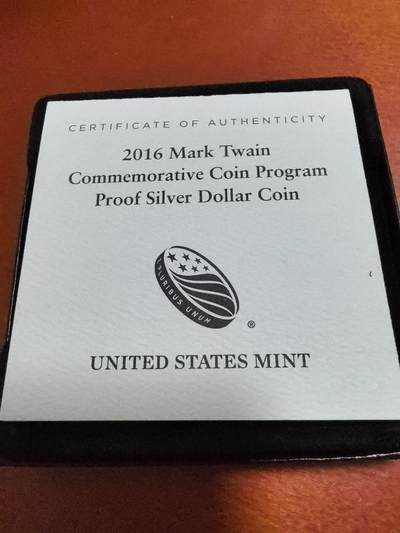 长老汇蛇年精选第四十八场拍卖 2016P美国马克吐温1美元精制银币，盒证全，35万枚