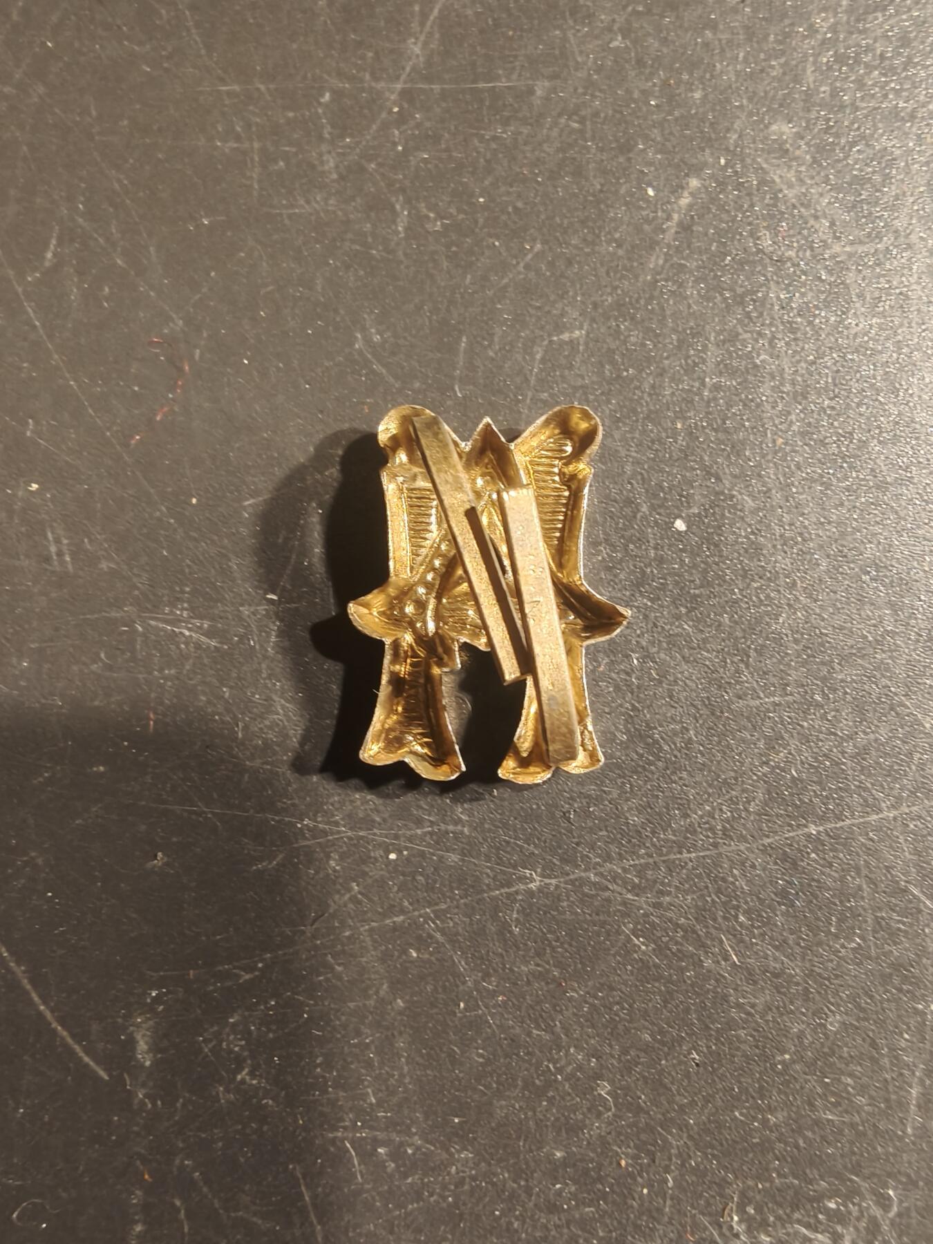 老王徽章第150期 德三军队管理人员肩章配饰