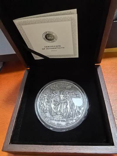 长老汇蛇年精选第四十八场拍卖 2022喀麦隆国色天香系列之阿波罗与缪斯5000法郎仿古高浮雕银币，5盎司999银，盒证全，500枚