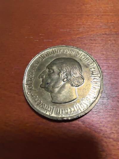 长老汇蛇年精选第四十八场拍卖 - 1923德紧威斯特伐利亚斯坦伯爵马币1万马克镀金币，31.69克44MM