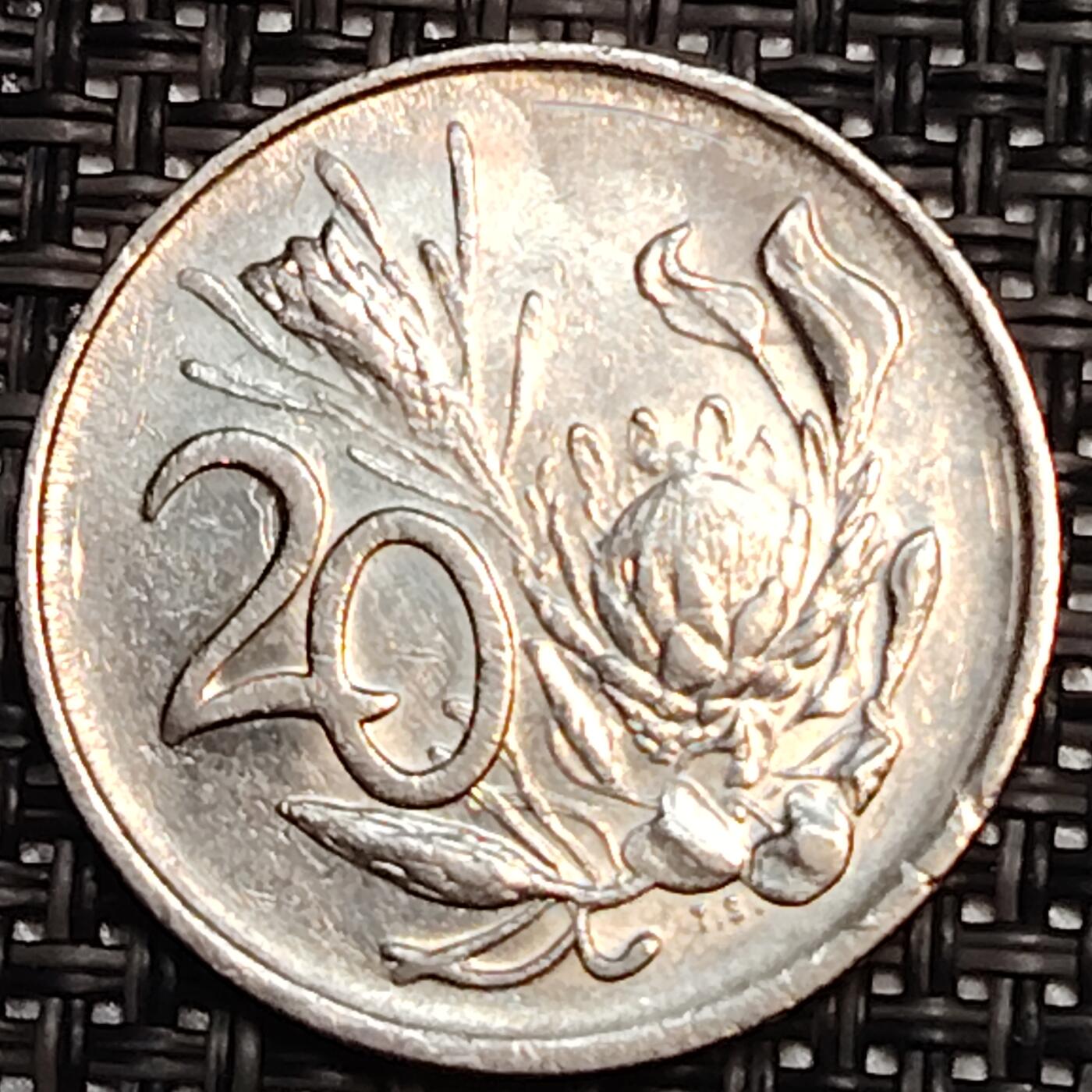 布加迪🐬～世界钱币(上海)🌾第 244 期 /  各国套币和散币 南非🇿🇦 1985年 20分