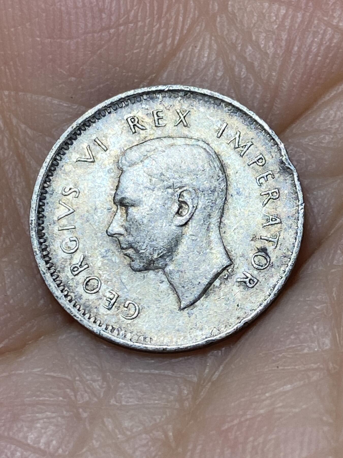 2025年第九十四场(总第一百二十场）外国好品散币(免佣金) 南非🇿🇦1940年3便士银币(乔治六世第一版，800银)