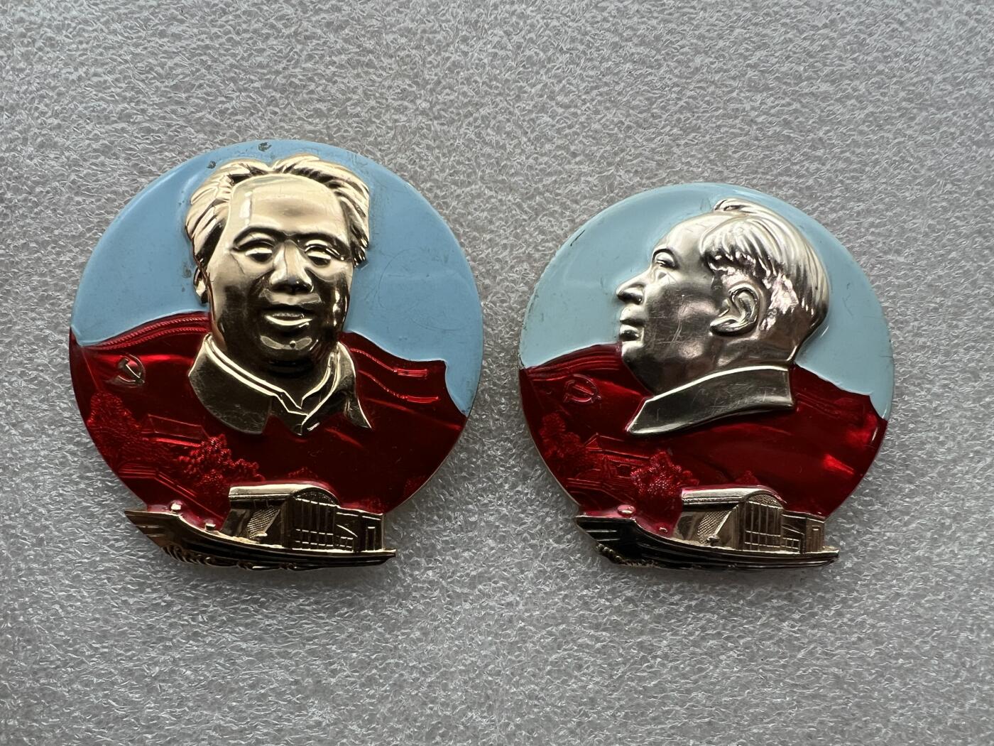 真品毛主席像章、纪念章