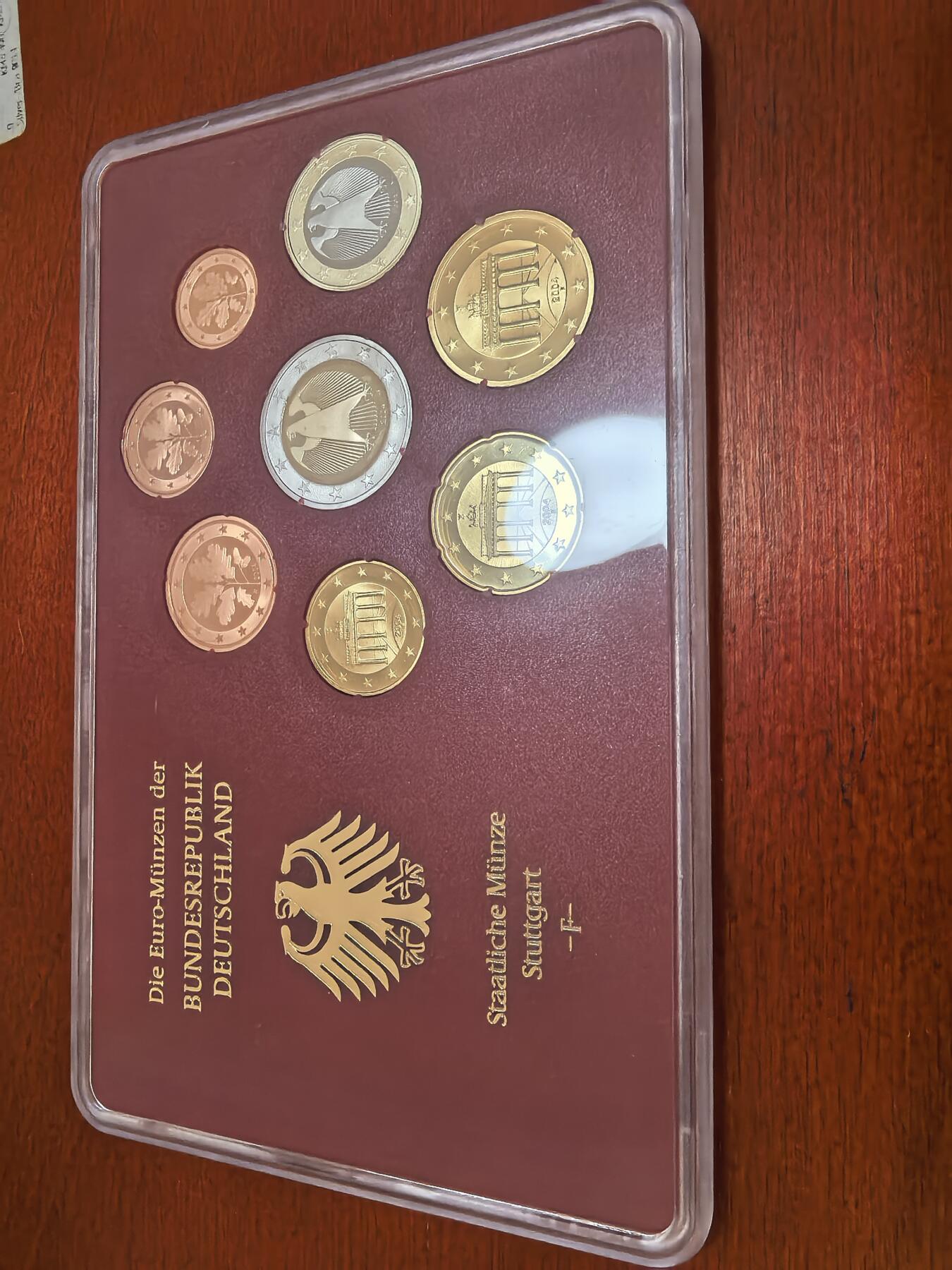 长老汇蛇年精选第四十九场拍卖 2004F德国欧元8枚精制套装，含外纸