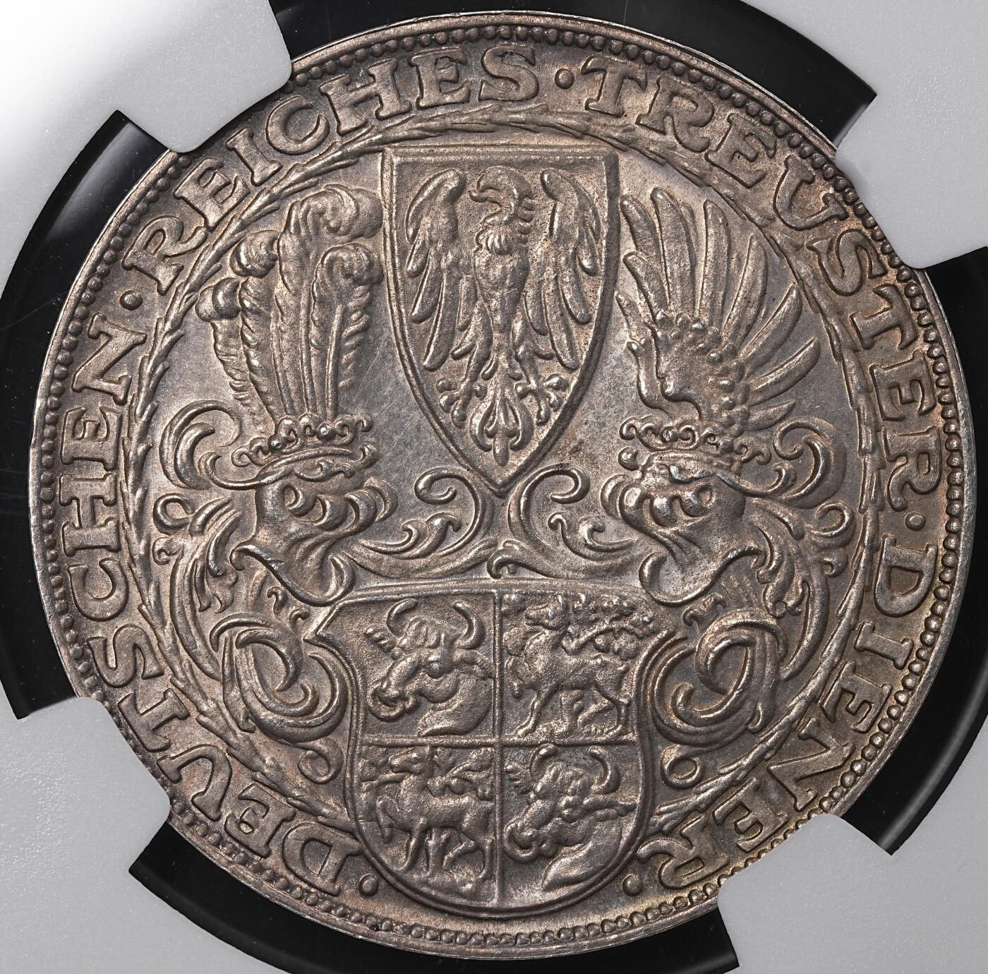 修遠堂世界钱币第八十五期 NGC MS63 1927年兴登堡八十大寿纪念银章 五马克型 卡尔歌茨作品
