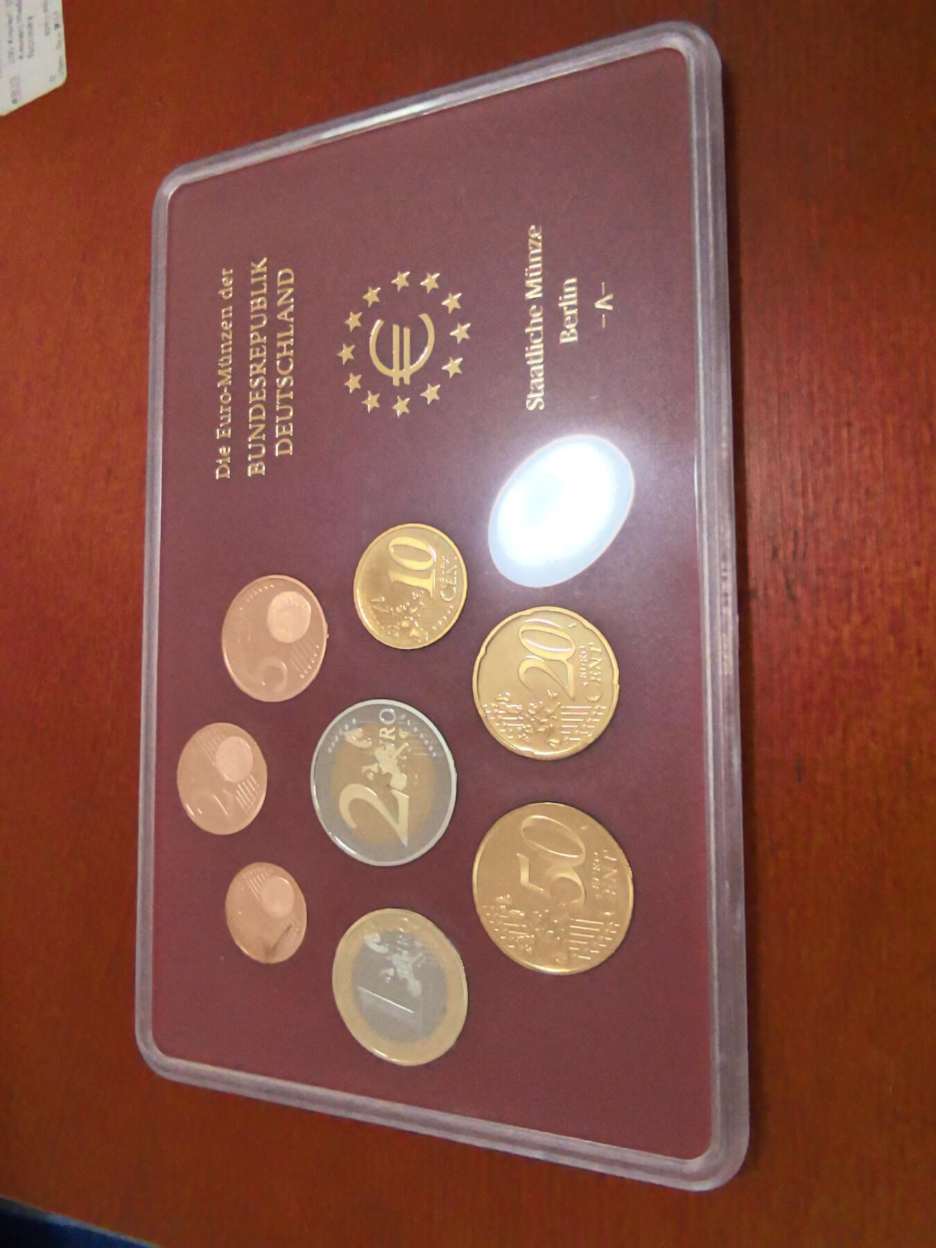 长老汇蛇年精选第四十九场拍卖 2005A德国8枚精制套币，面值3.88欧元，原厂外纸（2）