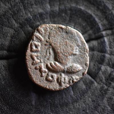 【良泉】第40期【直播场】10月16日晚19.30点开拍！225组（本场结束后外出旅游。之前预存钱币的朋友请告知，将连同本场拍品一起邮寄）  - 【铭文清晰】公元15-50年【古印度】贵霜开国国王，丘就却，铜币，5.83克