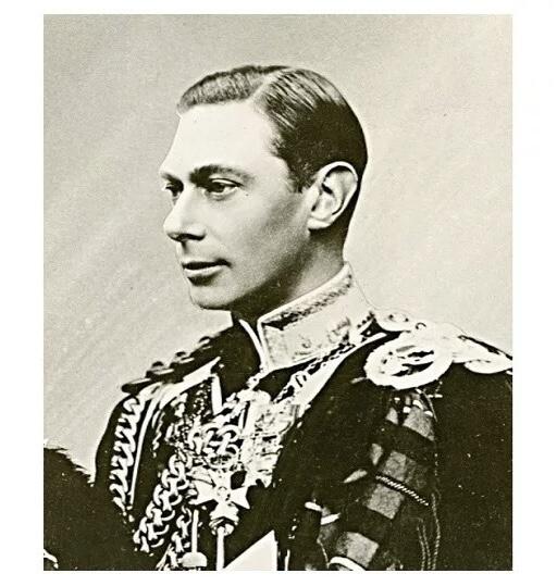  英国1937年 乔治六世 珐琅彩镀金高浮雕精制币章吊坠 20MM