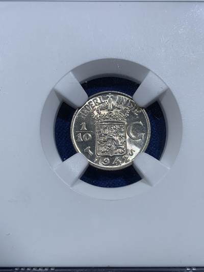 《竞宝斋》第420场 周日，周一，周二  3场连拍 （全场包邮） NGC MS65 1942 荷属东印度群岛（今印尼）1/10盾 银币 卷拆美品