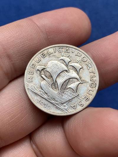 《竞宝斋》第420场 周日，周一，周二  3场连拍 （全场包邮） 葡萄牙1933年5埃斯库多银币，带光好品，磨损不重，早期年份这样的品相已经不容易。后期好品多，早期好品难。