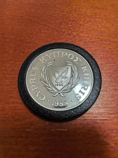 长老汇蛇年精选第五十场拍卖 - 1988塞浦路斯50元精制银币，4000枚，有盒无证，克书高价
