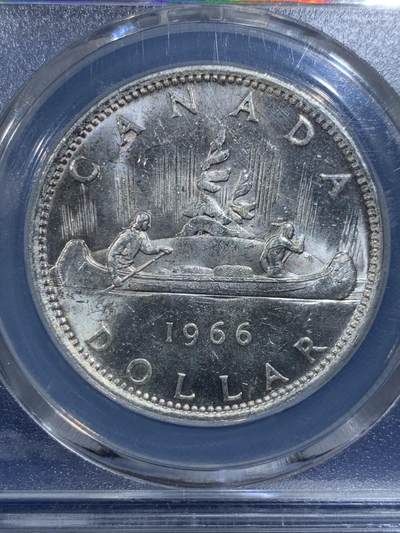 《竞宝斋》第420场 周日，周一，周二  3场连拍 （全场包邮） SGS MS64 加拿大1966年划船1元银币 好品