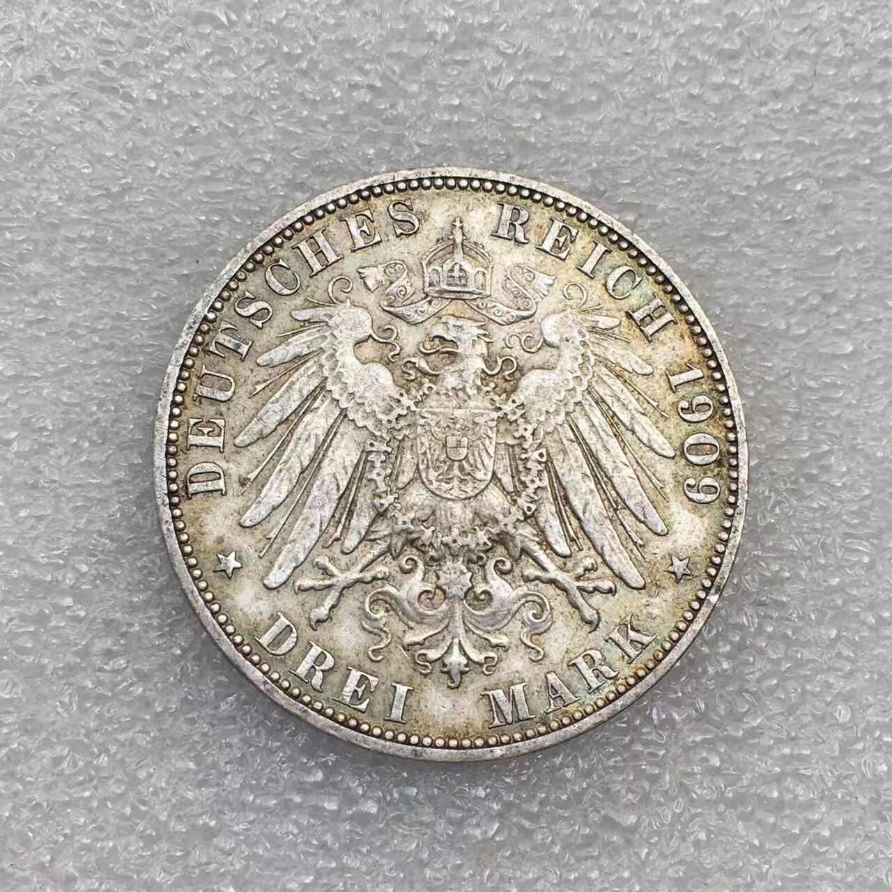 世界钱币专场拍卖 1909年德国汉堡自由市双狮3马克流通银币 16.7克 90%银