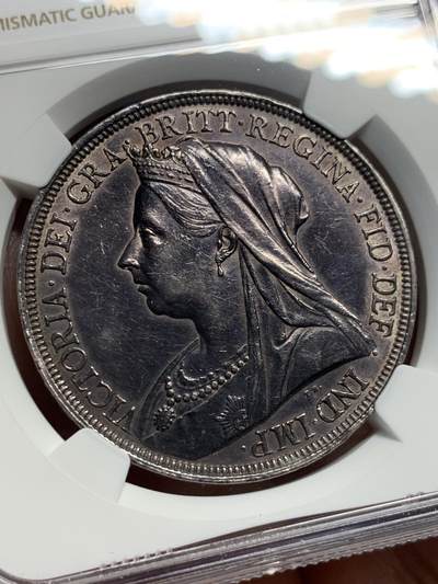 《竞宝斋》第420场 周日，周一，周二  3场连拍 （全场包邮） NGC AU 英国1897年维多利亚披纱马剑克朗银币 双面深彩包浆 细节不错
